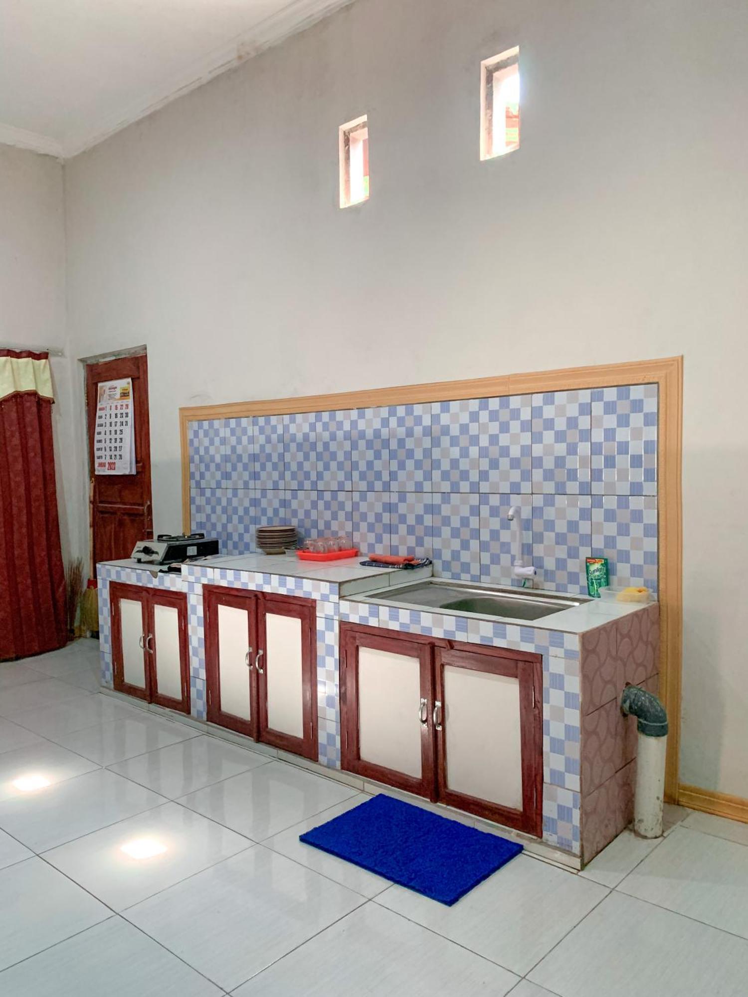 Romadhoni Homestay Magelang Bagian luar foto
